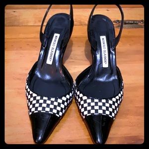 Genuine Blahnik white/black patent leather sling